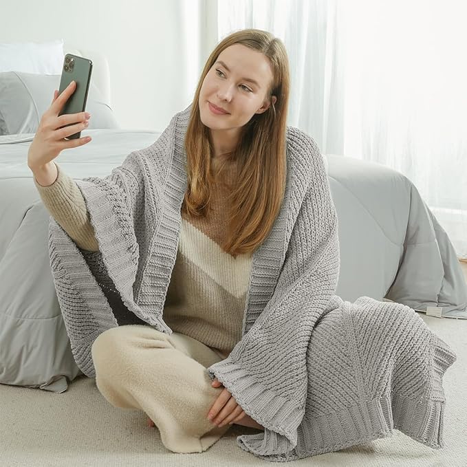 Amélie Home Chenille Knit Throw Blanket for Couch, Chevron Texture Decorative Soft Blanket for Sofa, Bed & Chair, 50"x60", Light Grey