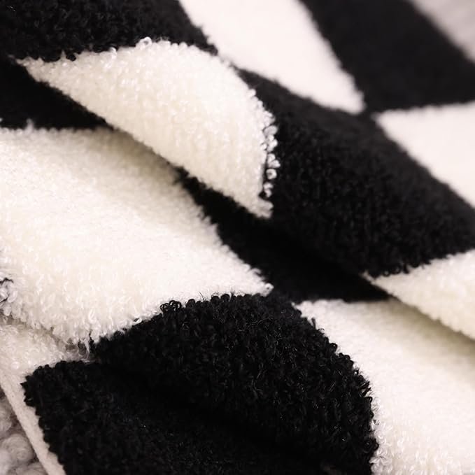 Alysheer Checkered Embroidered Decorative Throw Pillow Covers 18"x 18" Set of 2, Farmhouse Cottage Black White Plaid Tufted Patterned Cotton Canvas Cushion Case for Sofa Couch Bed Living Room