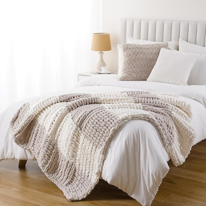 Battilo Chunky Knit Throw Blanket, Soft and Thick Chenille Throw Blanket, 50"x60" Handmade Cable Knit Crochet Blanket, Large Rope Knot Throw Blankets for Couch Sofa Bed Home Decor, Beige & White
