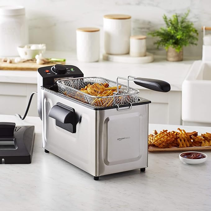 Amazon Basics 3.2-Qt (3.0L) Deep Fryer with 12-Cup Oil Capacity, Adjustable Temperature, Easy Draining Basket, Stainless Steel Exterior, Viewing Window, 1500W, Black & Silver