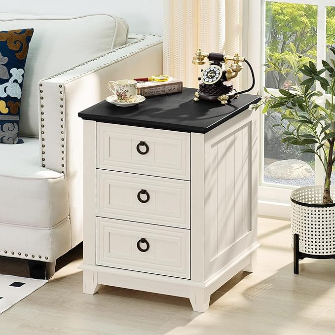 18" Farmhouse Night Stand with 3 Drawers, Wood End Table Dresser for Bedroom, White Nightstand, Bed Side Table with Metal Handle, Bedside Cabinet for Bedroom Living Room, Closet