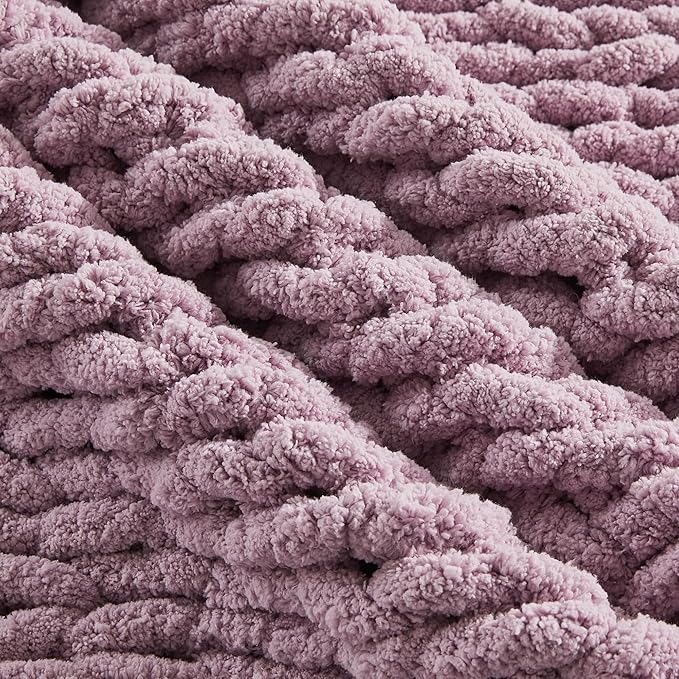 Carriediosa Chunky Knit Throw Blanket 50" X 60", 100% Hand Made Large Chenille Loop Yarn Soft Fluffy Throws for Couch Sofa Bed, Big Crochet Cozy Heavy Thick Cable Woven Blankets, Purple